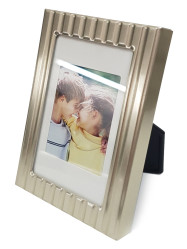 Rámeček 4,5 x 7 cm KPH MD-102 zlatý svislé proužky