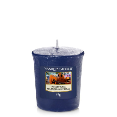 Vonná svíčka Yankee Candle TWILIGHT TUNES, votivní 49 g