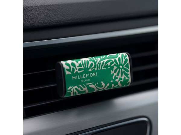 detail Millefiori Milano Icon LIME & VETIVER, textil floral 47 g