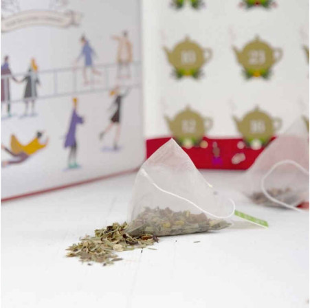 detail English Tea Shop ADVENTNÍ KALENDÁŘ kniha ČERVENÁ, 25 pyramidek, 50g