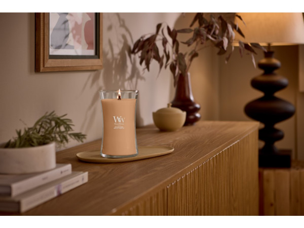 detail WoodWick HAZELNUT ROAST, velká svíčka 609g