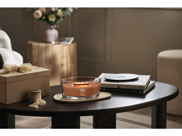 detail Vonná svíčka RADIANT AMBER, široký knot 453g