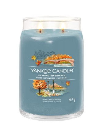 detail Yankee Candle EVENING RIVERWALK, signature velká svíčka 567 g