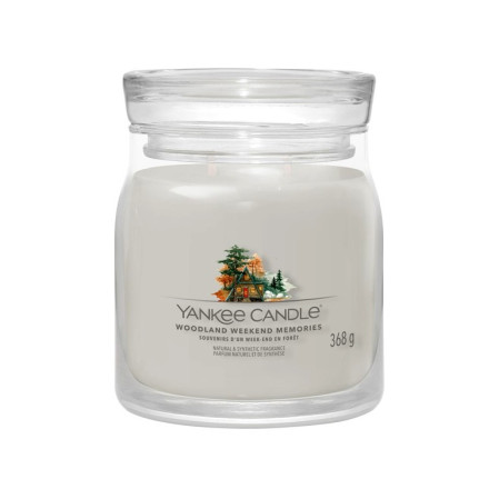detail Yankee Candle WOODLAND WEEKEND MEMORIES, signature střední svíčka 367 g