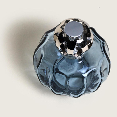 detail Maison Berger ROSALIE modrá, katal. lampa, náplň Exquisite Sprakle