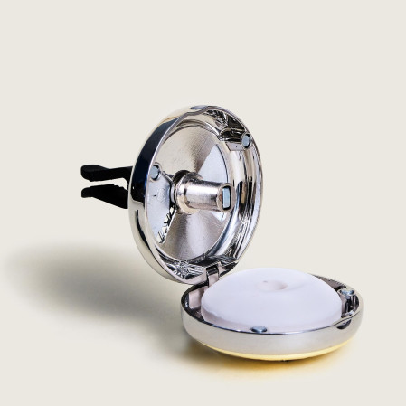 detail Maison Berger Pomelis VANILLA MAGNIFICENCE, vůně a clip do auta