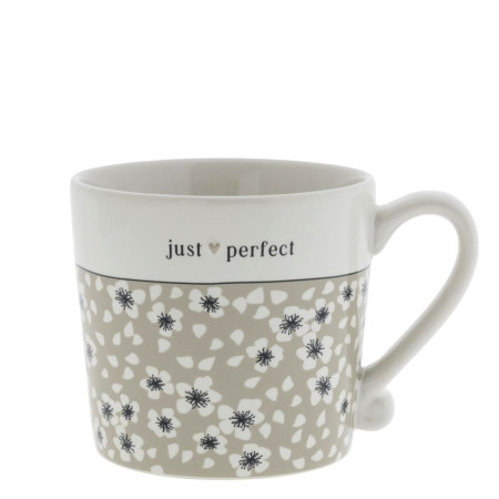 detail Bastion Collections Hrneček JUST PERFECT in black/titane, 200ml