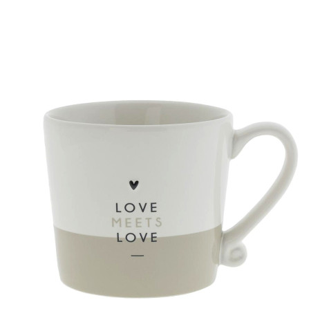 detail Bastion Collections Hrneček LOVE MEETS LOVE in black/titane, 200ml