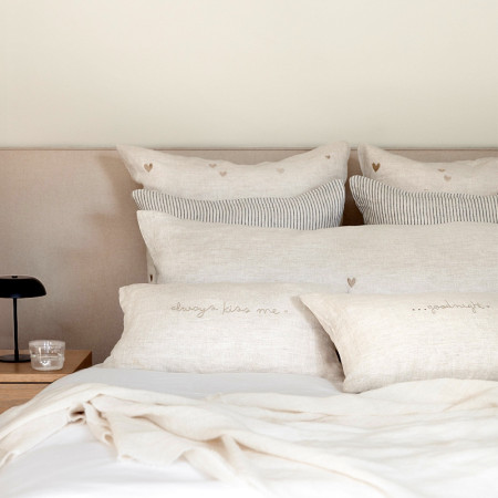 detail Bastion Collections Polštář 30x50cm NATUREL Goodnight 100% Linen