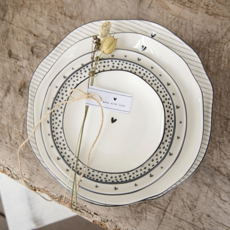 detail Bastion Collections Talíř velký DINNER heart in black, 27 cm