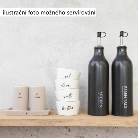 detail Bastion Collections SOLNIČKA & PEPŘENKA 002 matt titane