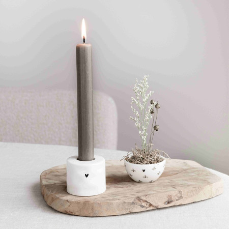 detail Bastion Collections Svícen Candleholder Round with black heart