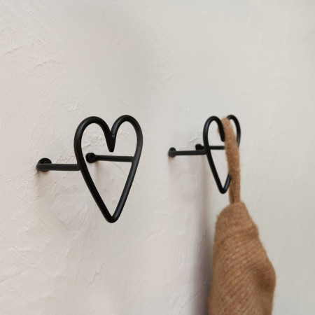 detail Bastion Collections Háček HEART HOOK OPEN BLACK,