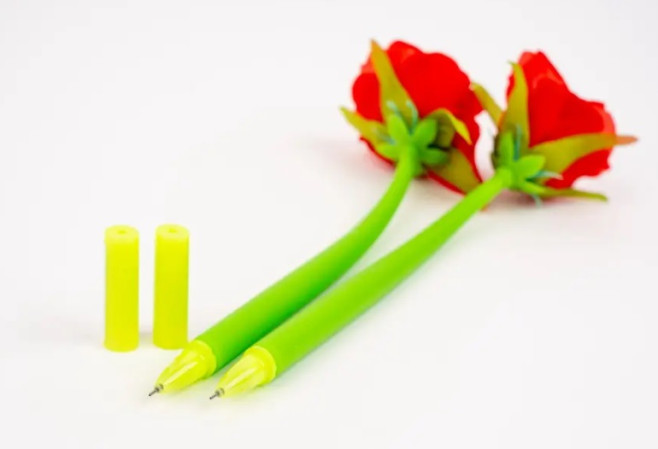 detail Fandy Pero gelové Silky 36 Rose