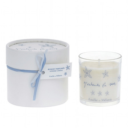 detail AMÉLIE et MÉLANIE J'entends la mer, vonná svíčka 140 g