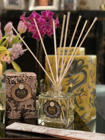 detail Nesti Dante Luxury BLACK aroma difuzér, 500 ml