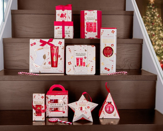 detail Grace Cole Wild Fig & Cranberry, krém na ruce 50ml v boxu