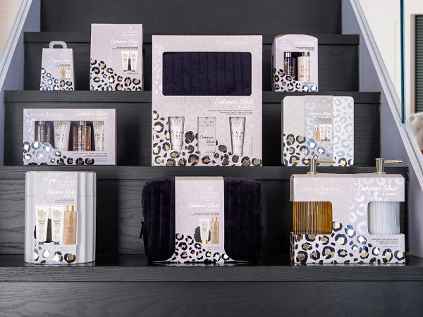 detail Grace Cole Kašmír, Mošus & Ambra, skleněný set péče o ruce, 2dílný