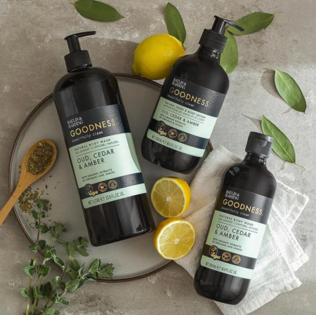 detail Baylis&Harding Sprchový gel 1L - Goodnes Oud, Cedar & Ambra