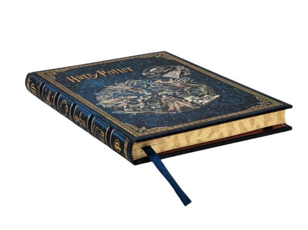 detail Paperblanks MIDI zápisník - Legends of Hogwarts, linkovaný