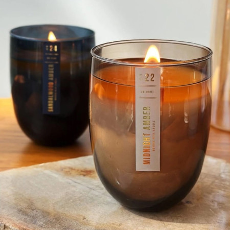 detail DW HOME - No. 22 - MIDNIGHT AMBER, vonná svíčka 488g
