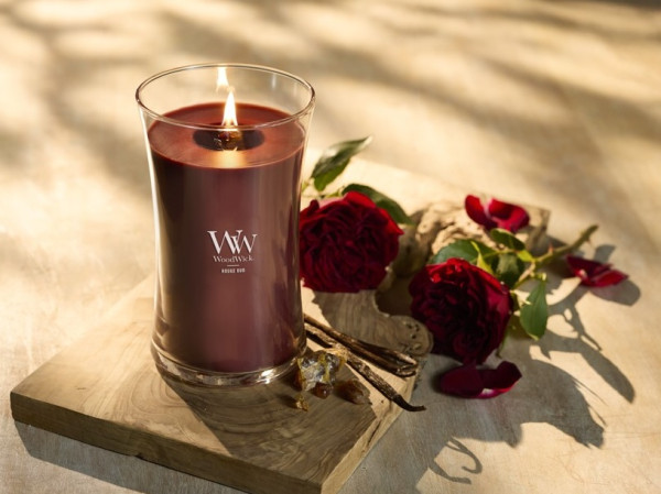 detail Vonná svíčka WoodWick ROUGE OUD, velká 609g