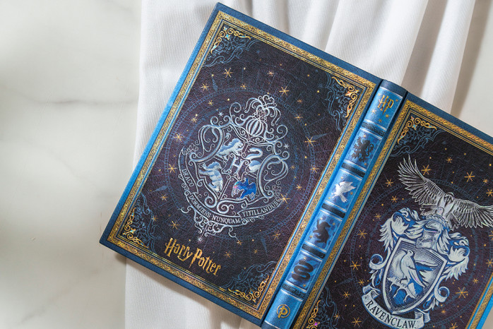 detail Paperblanks MIDI zápisník - Havraspárský deník / Harry Potter, linkovaný