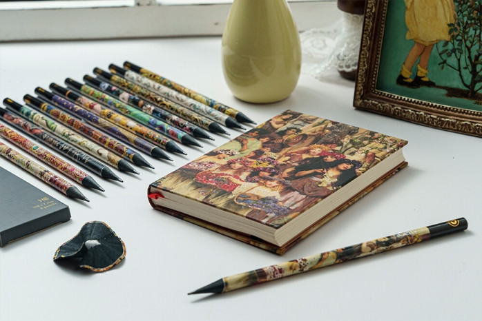 detail Paperblanks Pencils HB 1ks - The Kiss, Klimt