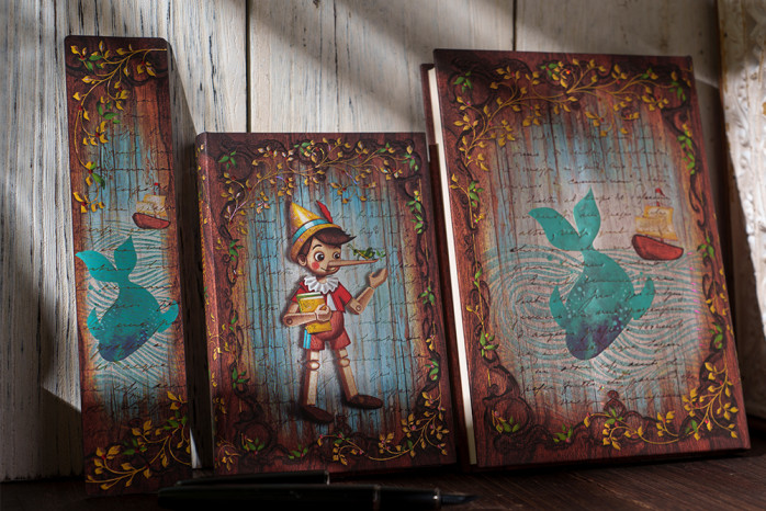 detail Paperblanks MIDI zápisník - Pinocchio, Carlo Callodi, linkovaný