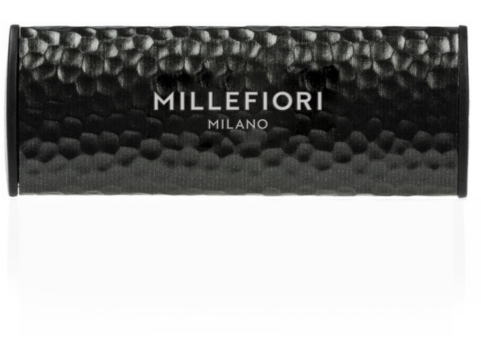 detail Millefiori Milano Icon NERO, metal, vůně do auta 47g