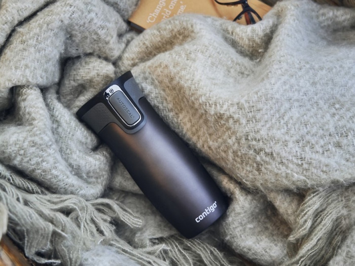 detail Contigo Termohrnek West Loop 470 ml, Gunmetal