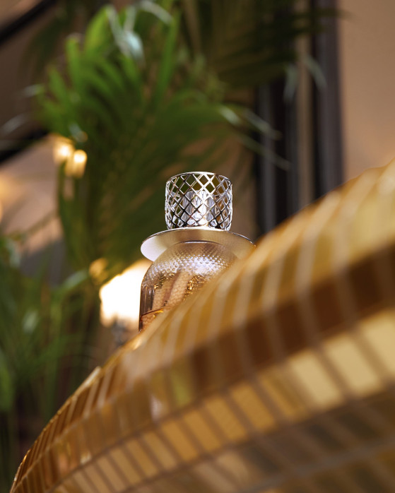 detail Maison Berger QUINTESSENCE blue, katalytická lampa, náplň Golden Wheat