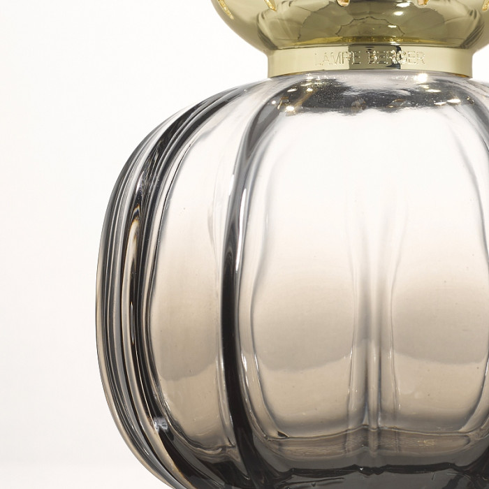 detail Maison Berger CORALI lampa GREY, náplň Velvet of Orient 250ml