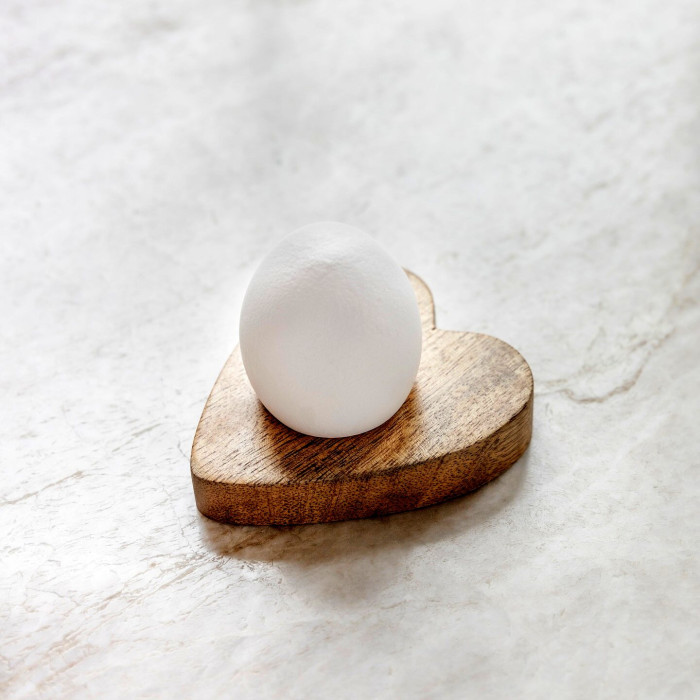 detail Bastion Collections Kalíšek EGG CUP WOOD HEART, 8,5x8cm