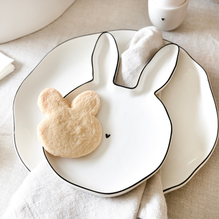 detail Bastion Collections Talířek BUN Plate White Bunny ears