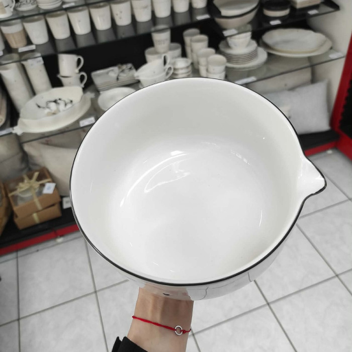 detail Bastion Collections MIX BOWL set misek, white edge/black