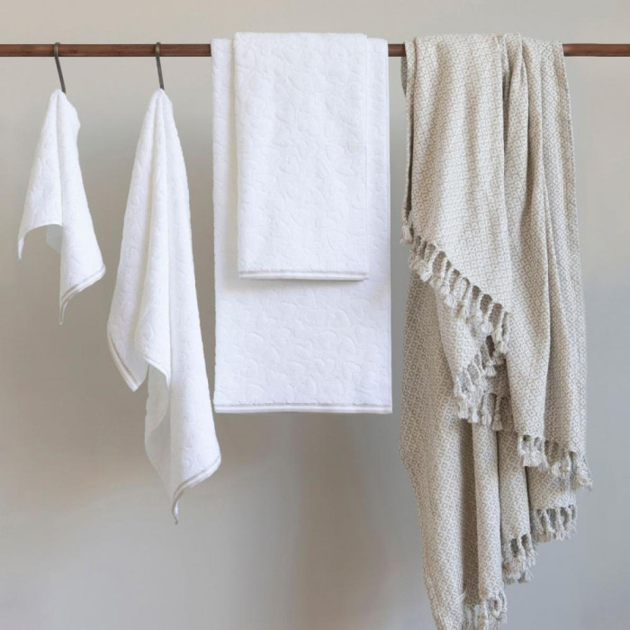 detail Bastion Collections Gues TOWEL S, white/edge natural, 30x55cm