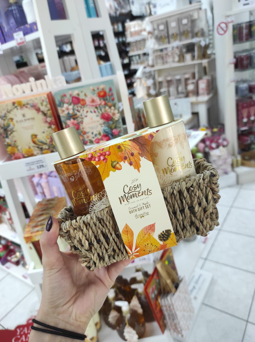 detail Accentra COSY MOMENTS, dárková sada péče o tělo, 4dílná