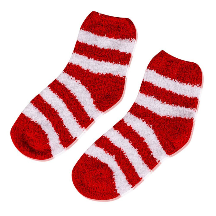 detail Accentra Hello Winter, dárková sada krému na nohy s ponožkami.