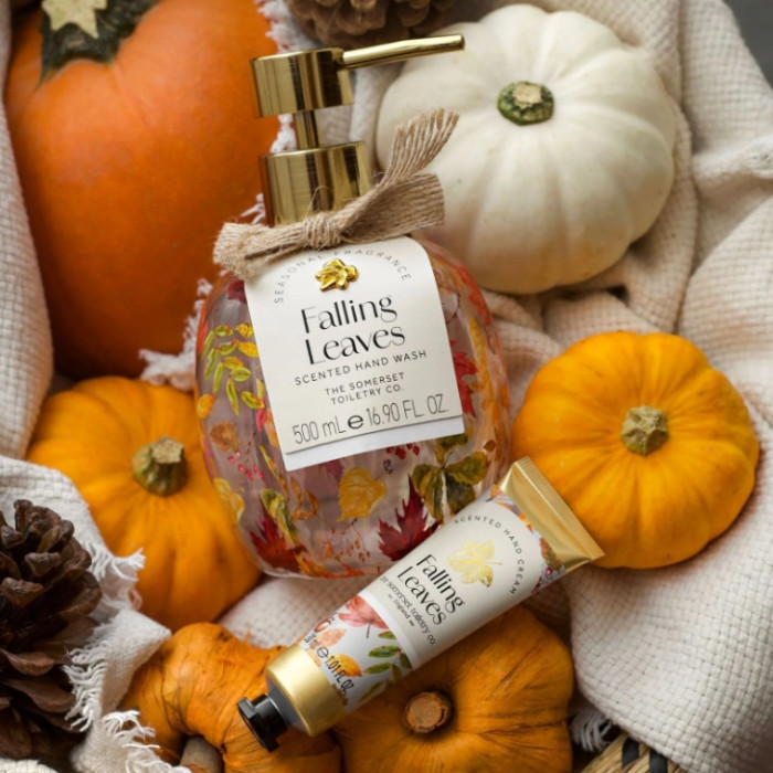 detail Somerset Toiletry Falling Leaves, tekuté mýdlo 500ml, krém na ruce 30ml