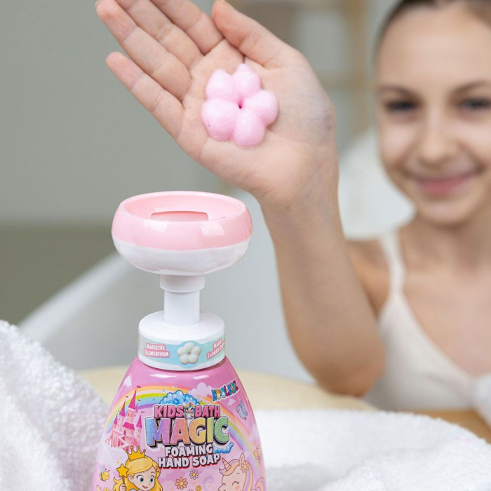 detail Accentra KoolKidz Tekuté mýdlo s pěnovou pumpičkou, 310ml