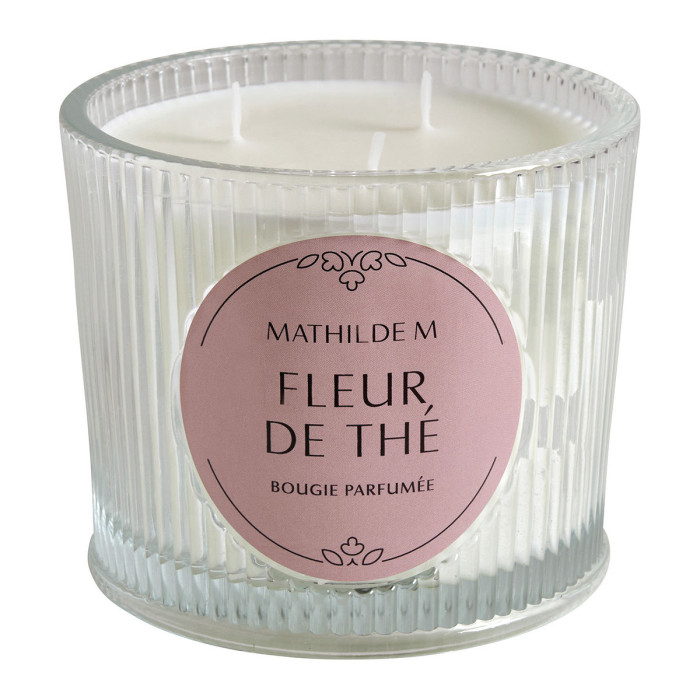 detail Mathilde M. - FLEUR DE THÉ, velká tříknotá svíčka 400g
