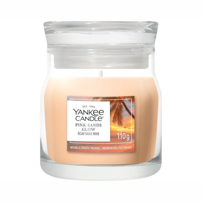 detail Yankee Candle Pink Sands Glow, signature malá svíčka 110g