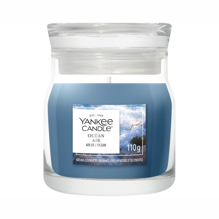 detail Yankee Candle Ocean Air, signature malá svíčka 110 g