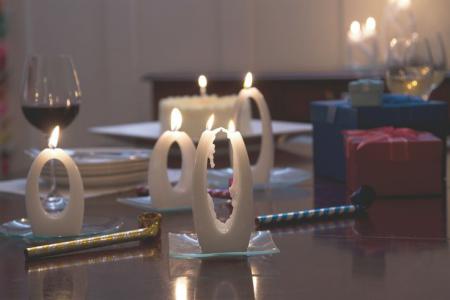 detail Alusi Candles LUNA UNA WHITE, víceplamínková svíčka, 11 cm